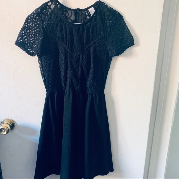 H&M Divided Black Lace Dress - Picture 3 of 5